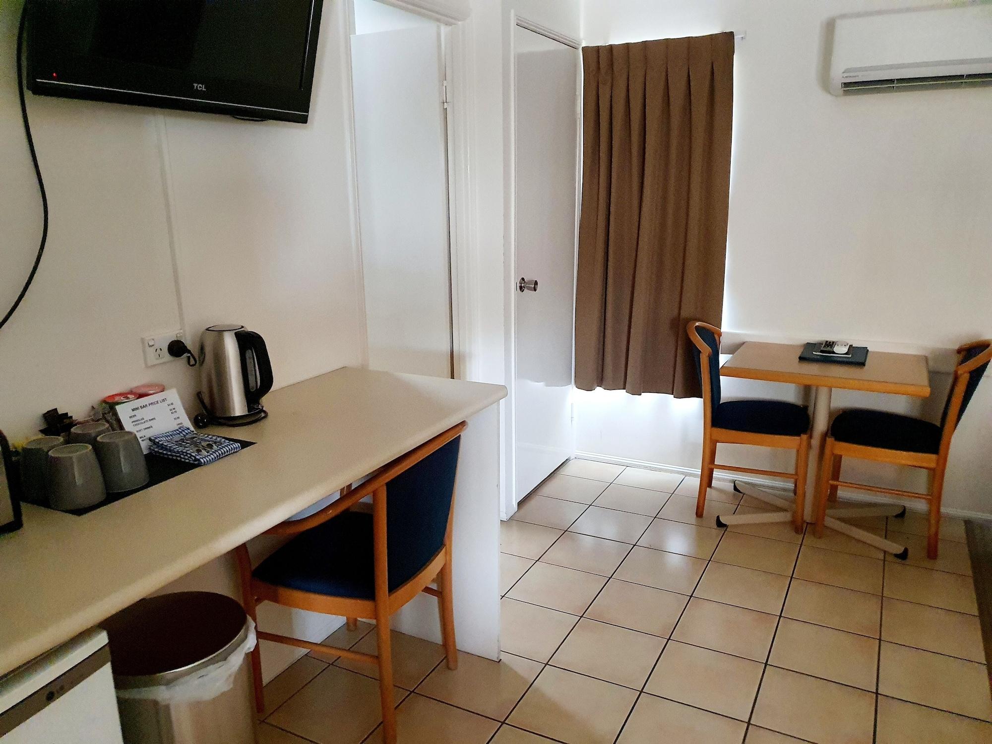 Rockhampton Palms Motor Inn Exteriör bild