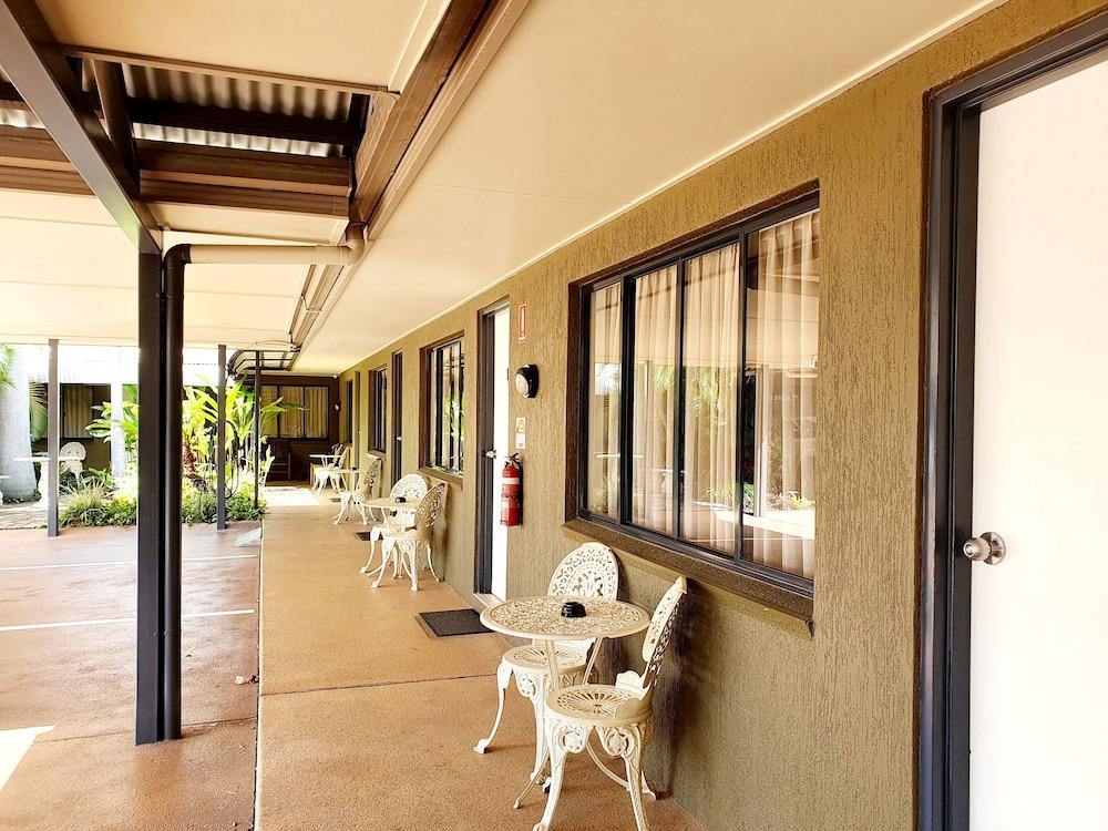 Rockhampton Palms Motor Inn Exteriör bild