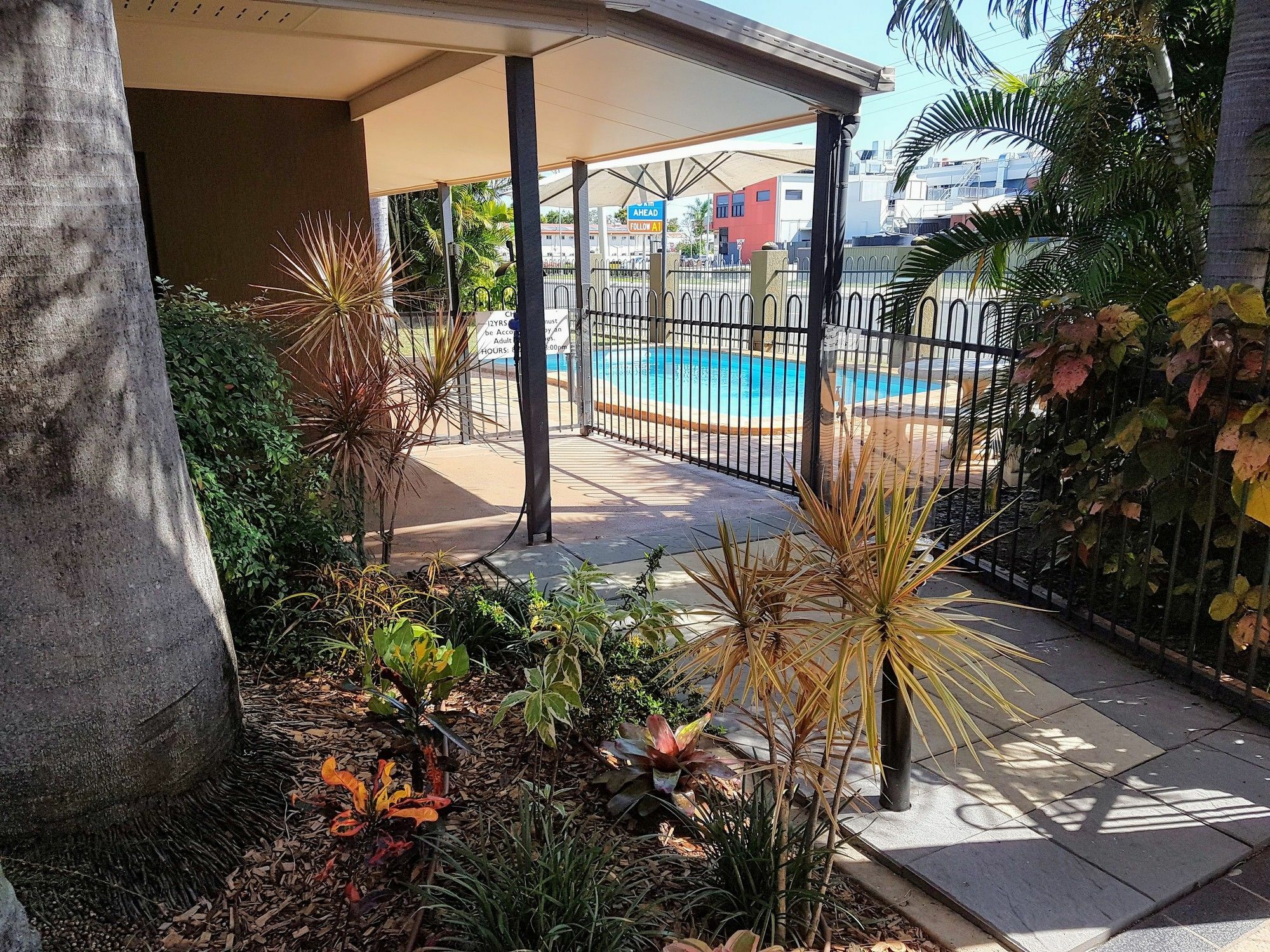 Rockhampton Palms Motor Inn Exteriör bild